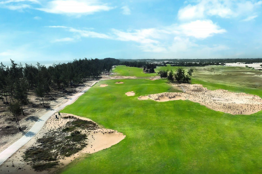 Golden Sands Golf Resort